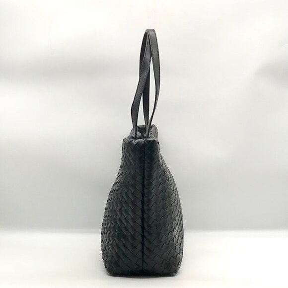 On 34th Black Woven Tote Bag - Picture 4 of 10